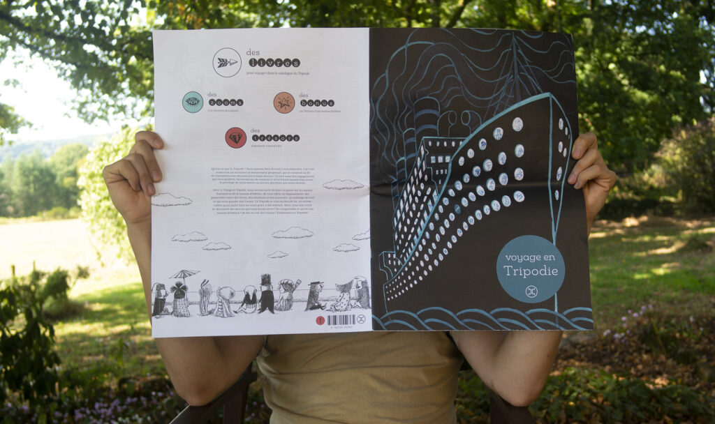 Catalogue 2020 "Voyage en Tripodie" de la maison d'éditions Le Tripode, couverture extérieure